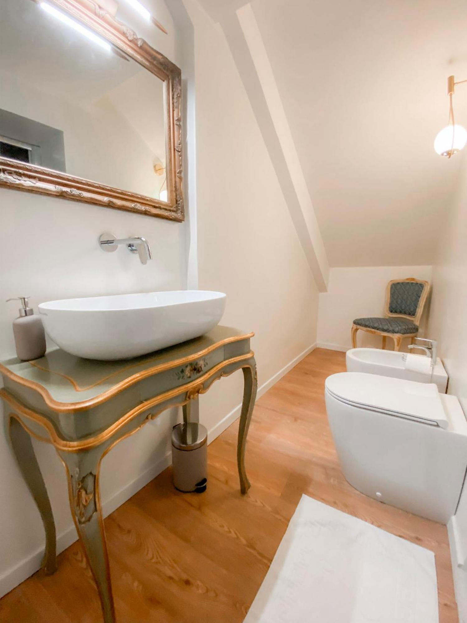 San Polo Luxury In Pensión Venecia